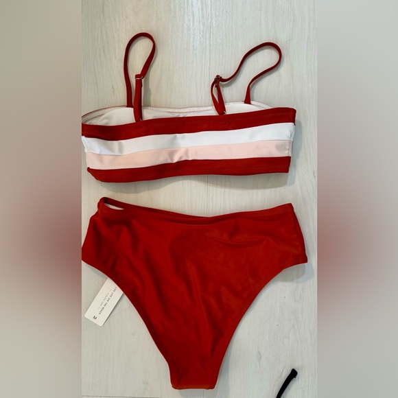 NWT Cupshe Bikini Swimsuit Top Size M Bottom Size M New no tag - Picture 1 of 2